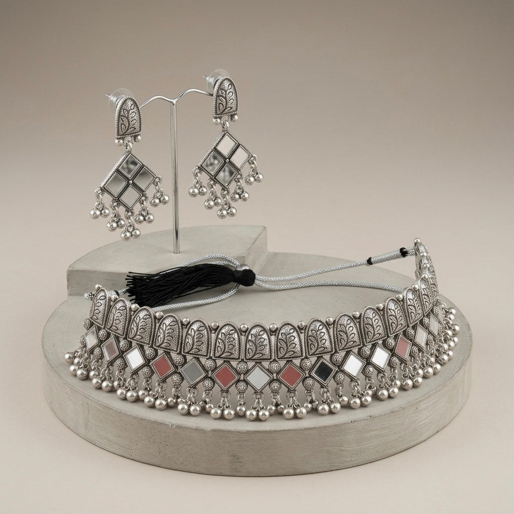 Aadhya Mirror Choker Set