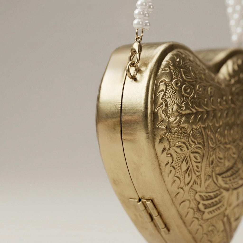 Suvarna Mini Heart Minaudière Mini Coin - Bag