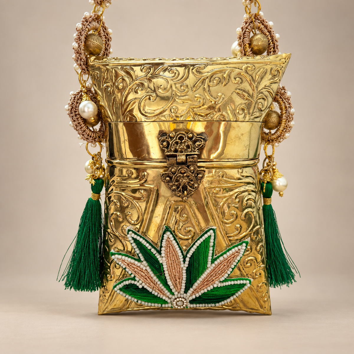 Emerald Lotus clutch