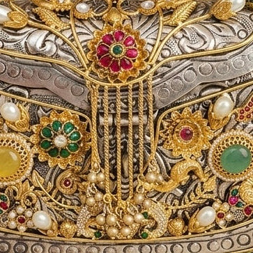 Sovereign Starlet Clutch