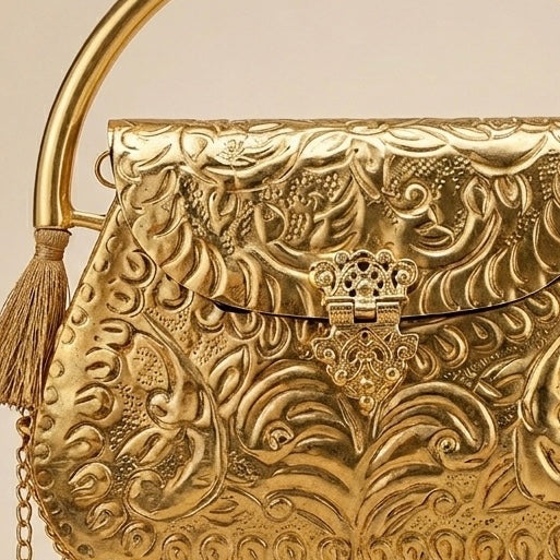 Vintage Aura Metal Clutch