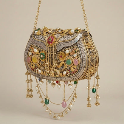 Sovereign Starlet Clutch