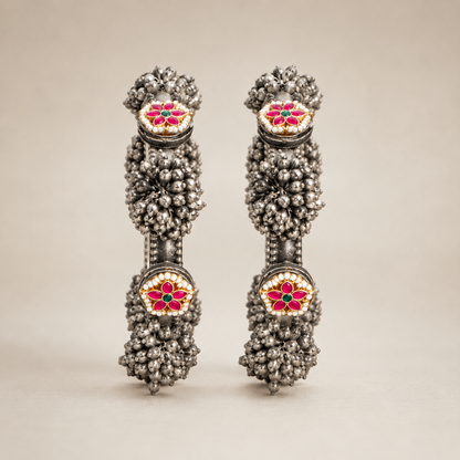 Gulnaar Bloom Oxidized Bangle