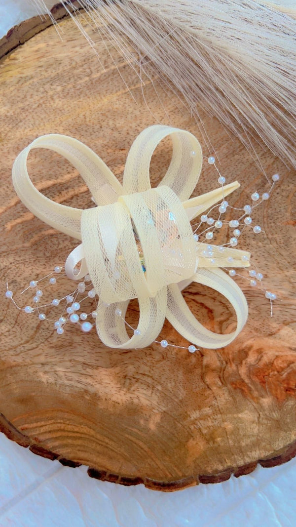 Seora Pearl Crystal Brooch