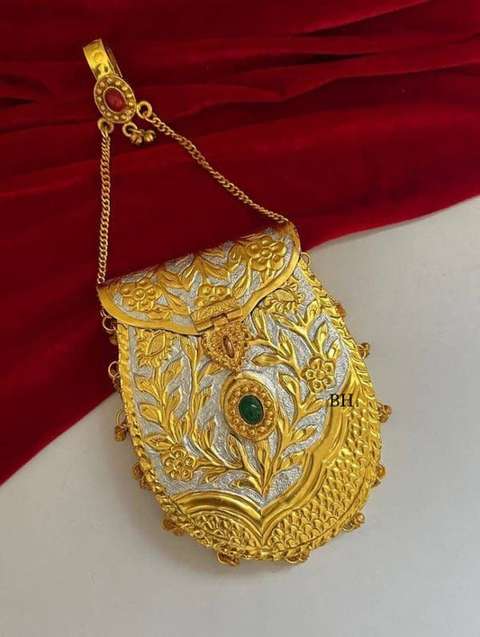 Golden Nazaara - Bag