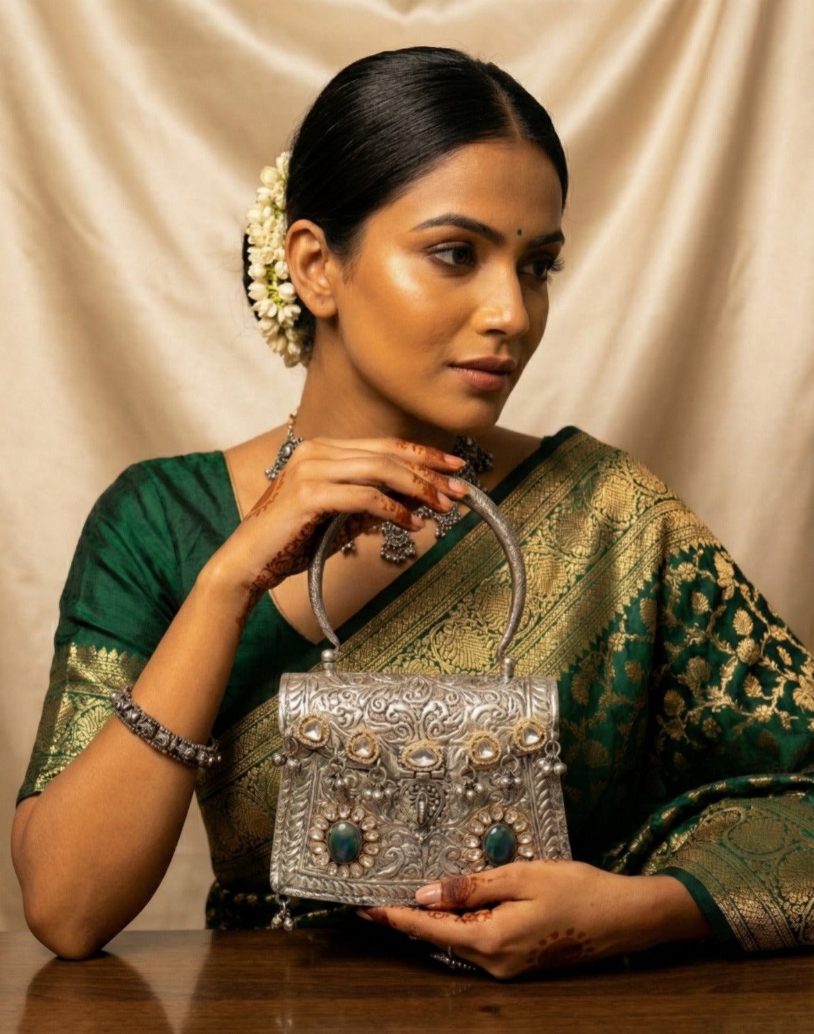 Zehra Kundan Metal - Bag